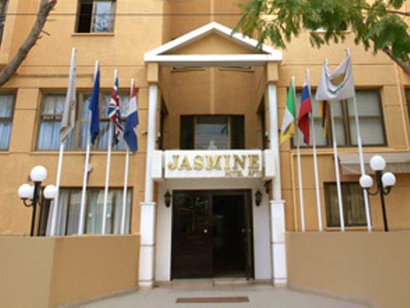 Jasmine Hotel Apartments Limassol Extérieur photo